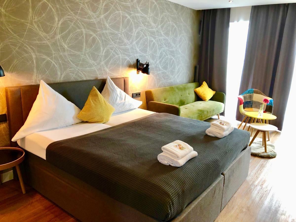 Niteroom Boutiquehotel & Apartements Duisburg Bagian luar foto